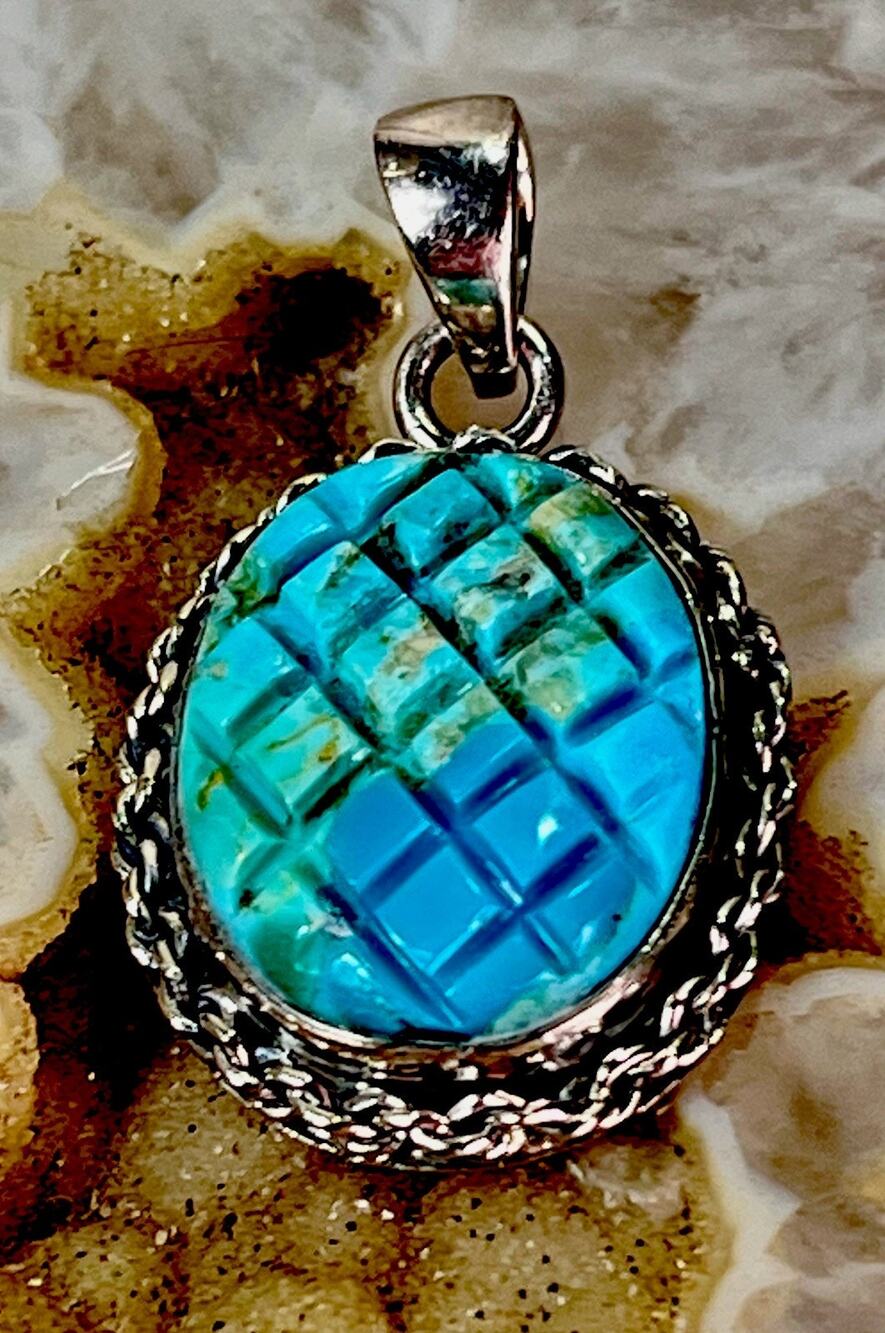 VTG Southwestern Sterling Silver Turquoise Hand Carved Basket Weave Pendant 5.8g